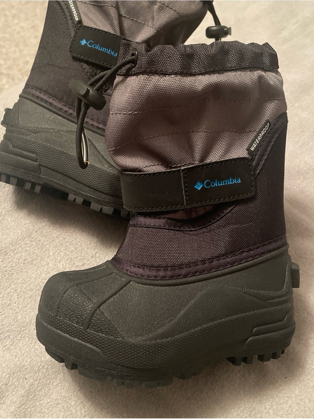 Columbia Kids Black and Gray Waterproof Snow Boots NWOT
